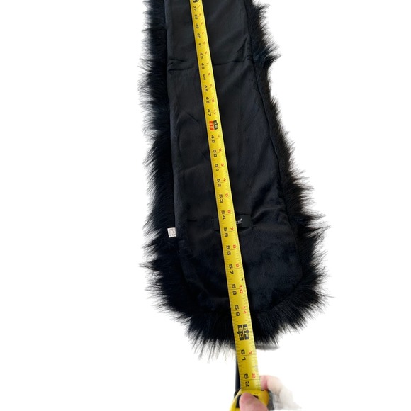 LA Carrie Faux Fur Collar Scarf - High-Quality Winter Fashion Accessory - Picture 6 of 11